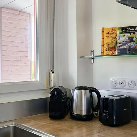 Duplex A 10min From Train Station 아파트