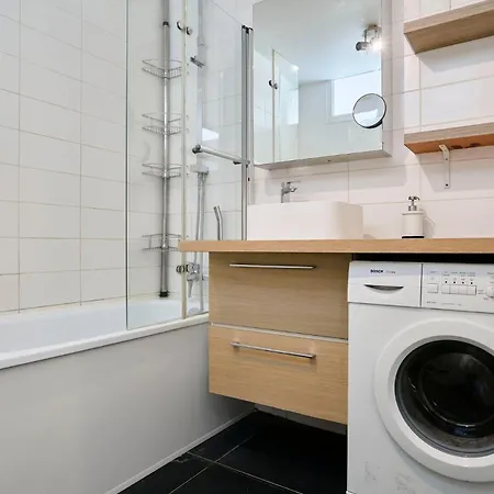 아파트 Duplex A 10min From Train Station 릴