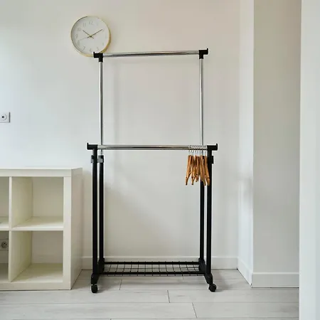 Duplex A 10min From Train Station 아파트